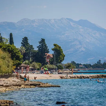 Rustik * Каштела