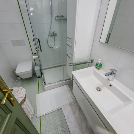 Rustik Каштела