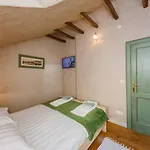 Apartment Rustik