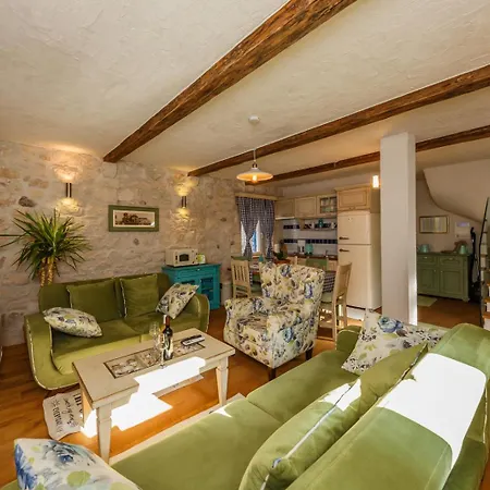 Apartament Rustik Kaštela